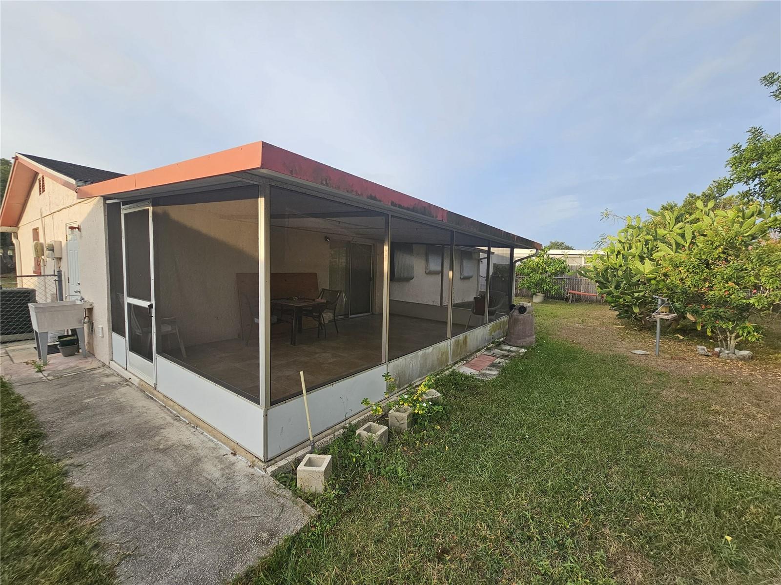 HOLIDAY GARDEN ESTATES - Residential