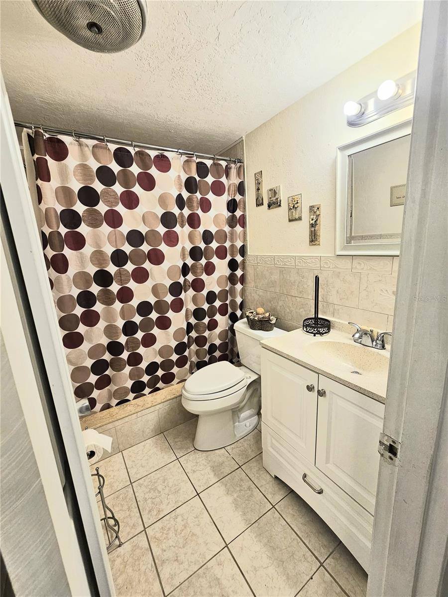 HOLIDAY GARDEN ESTATES - Residential