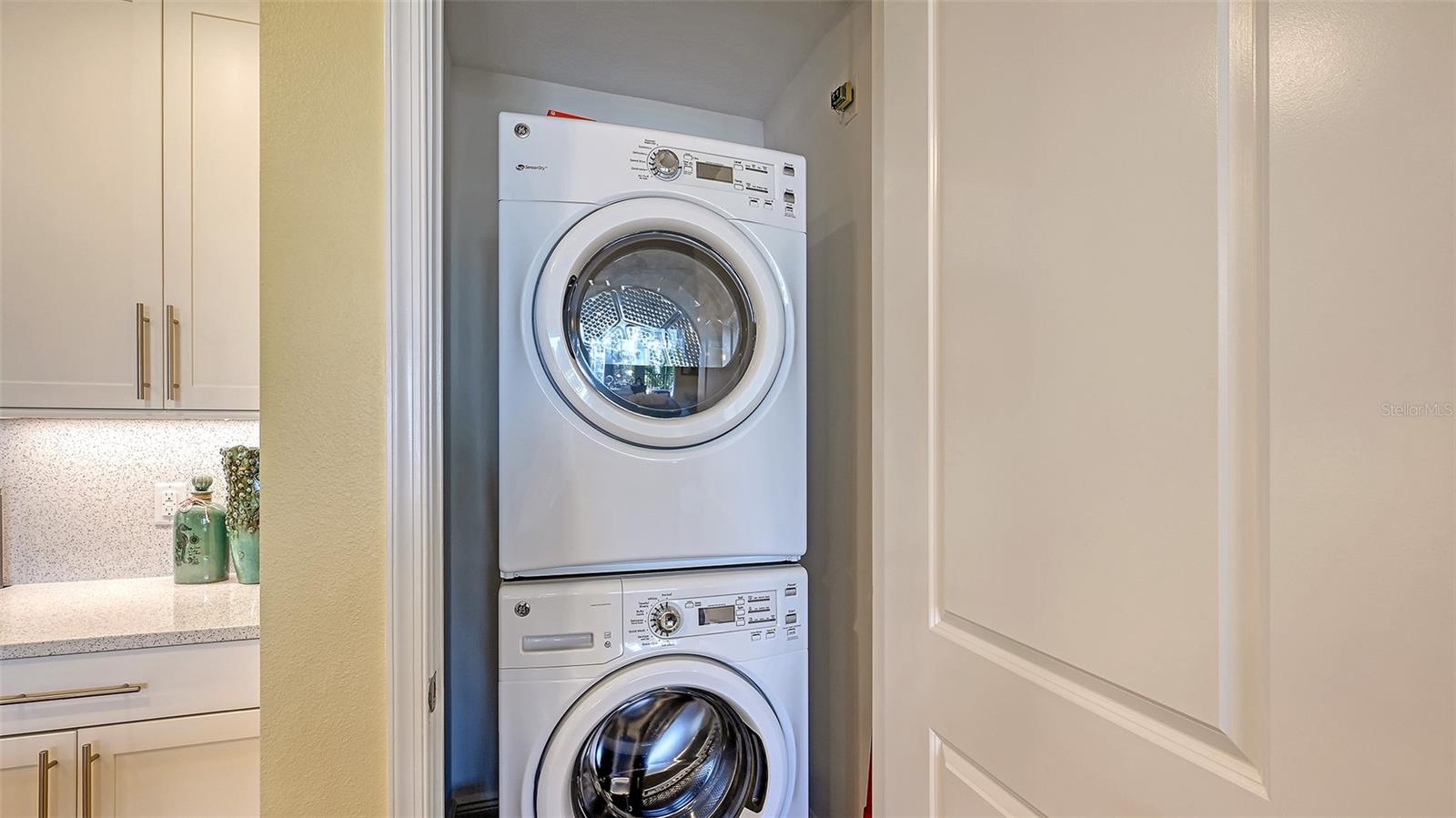 MARINA WALK ON ONE PARTICULAR HARBOUR 2 - Residential