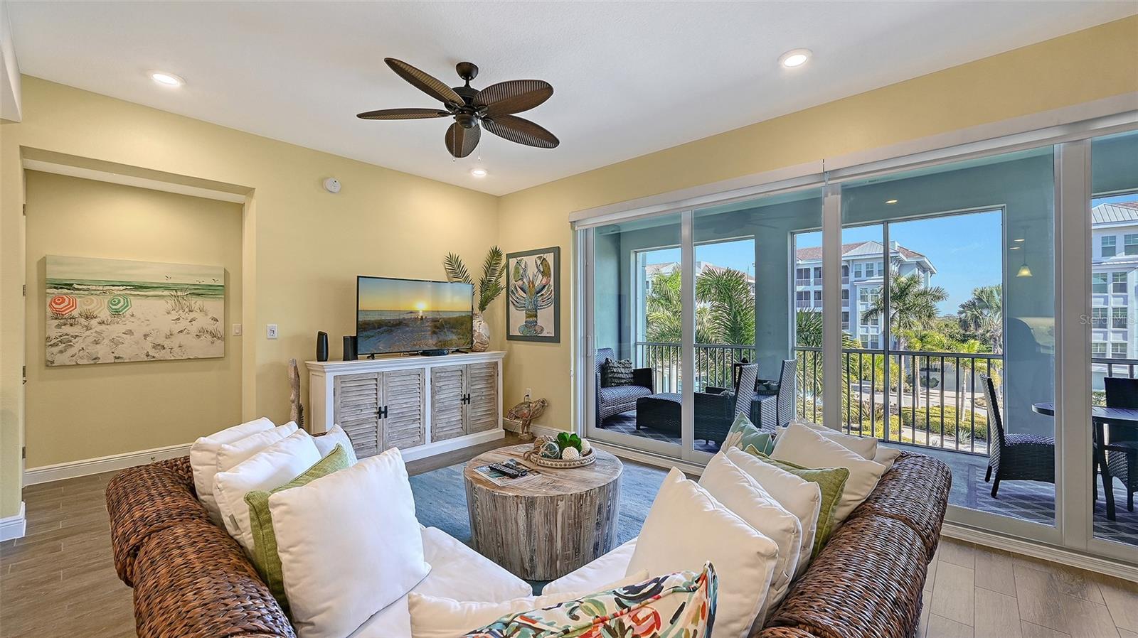 MARINA WALK ON ONE PARTICULAR HARBOUR 2 - Residential