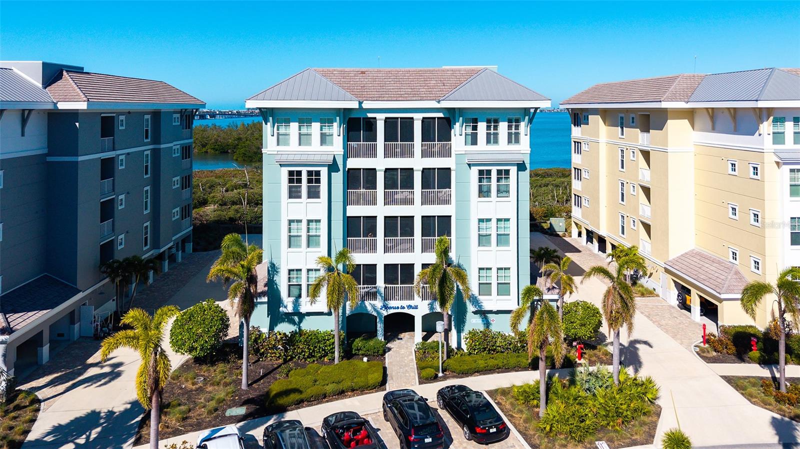 388 ARUBA CIRCLE 201