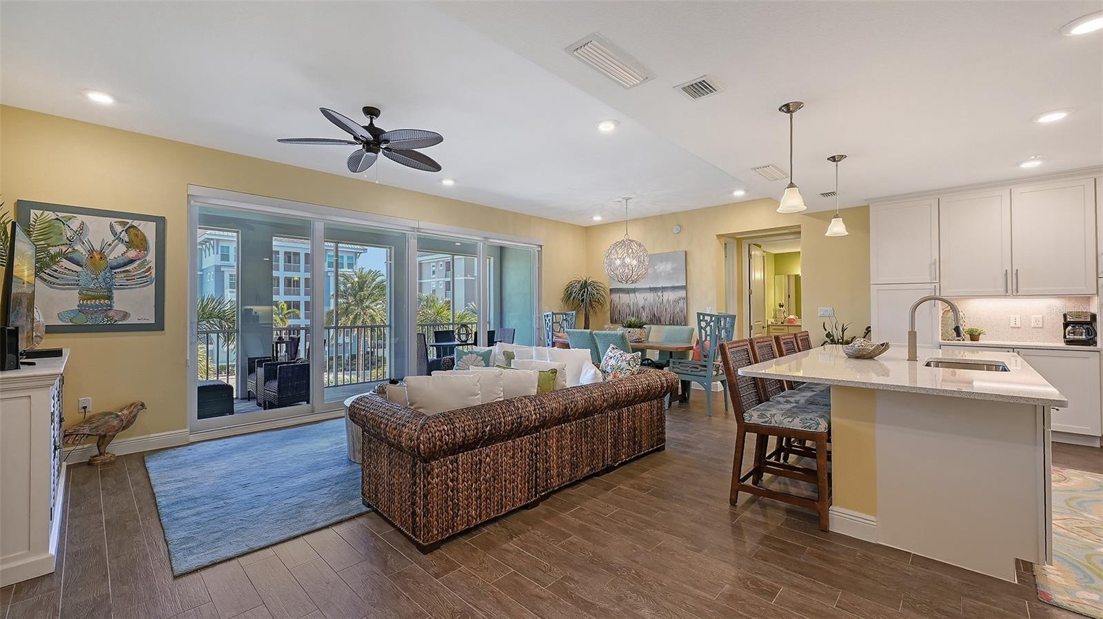 388 ARUBA CIRCLE 201