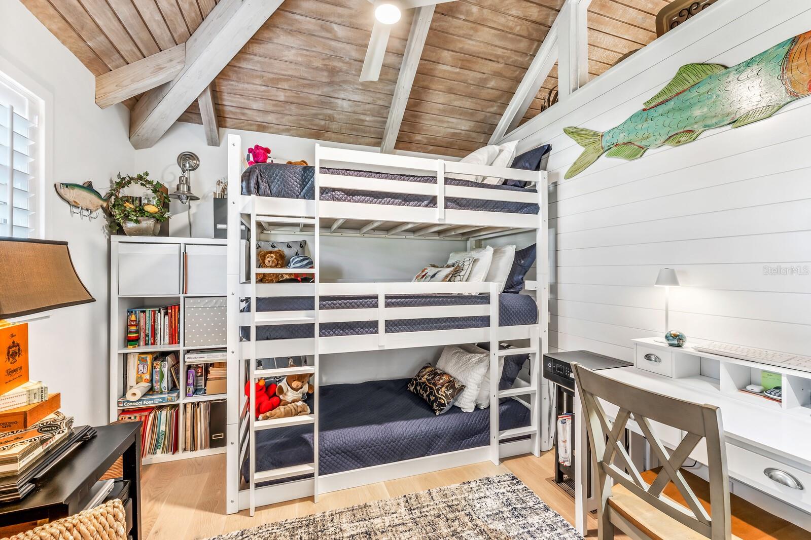 VILLAGE BOCA GRANDE CLUB - Residential