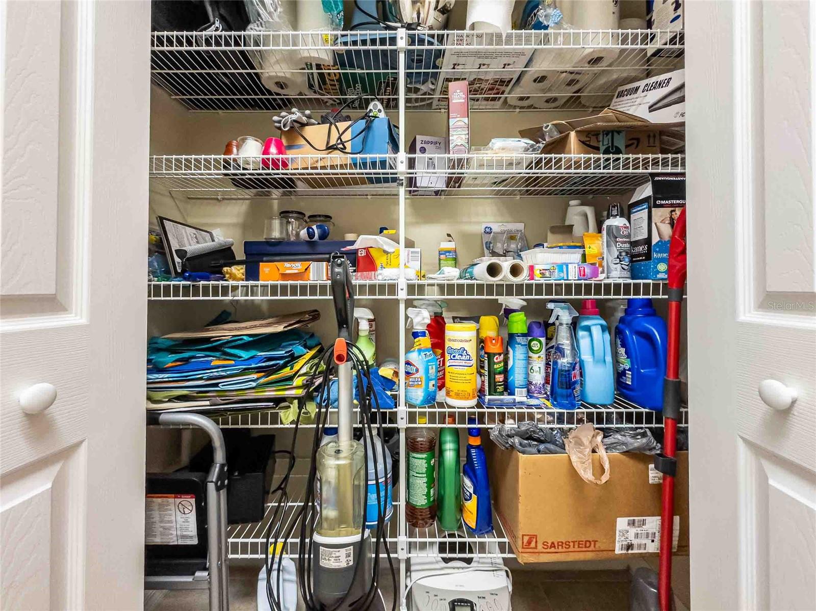 TRADITIONS PH 01 - Residential