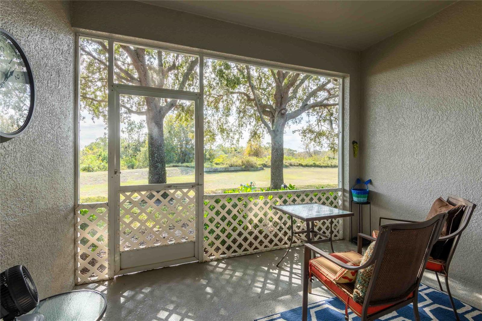 TRADITIONS PH 01 - Residential