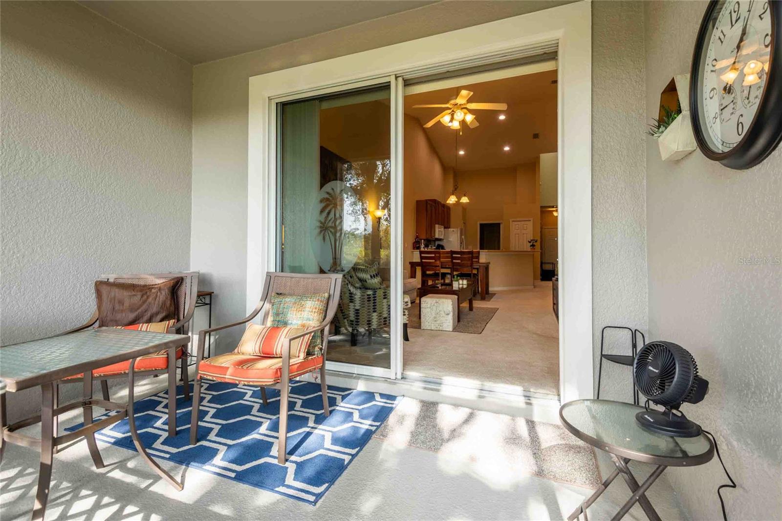 TRADITIONS PH 01 - Residential