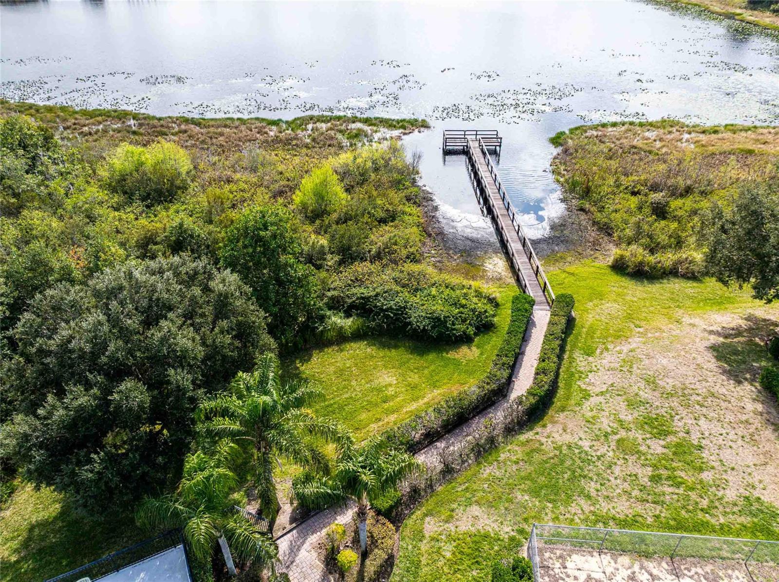 TRADITIONS PH 01 - Residential