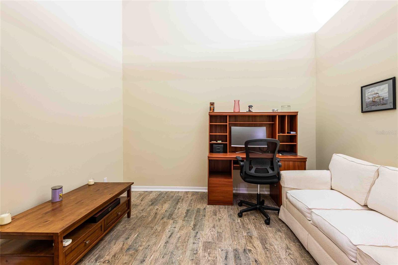 TRADITIONS PH 01 - Residential