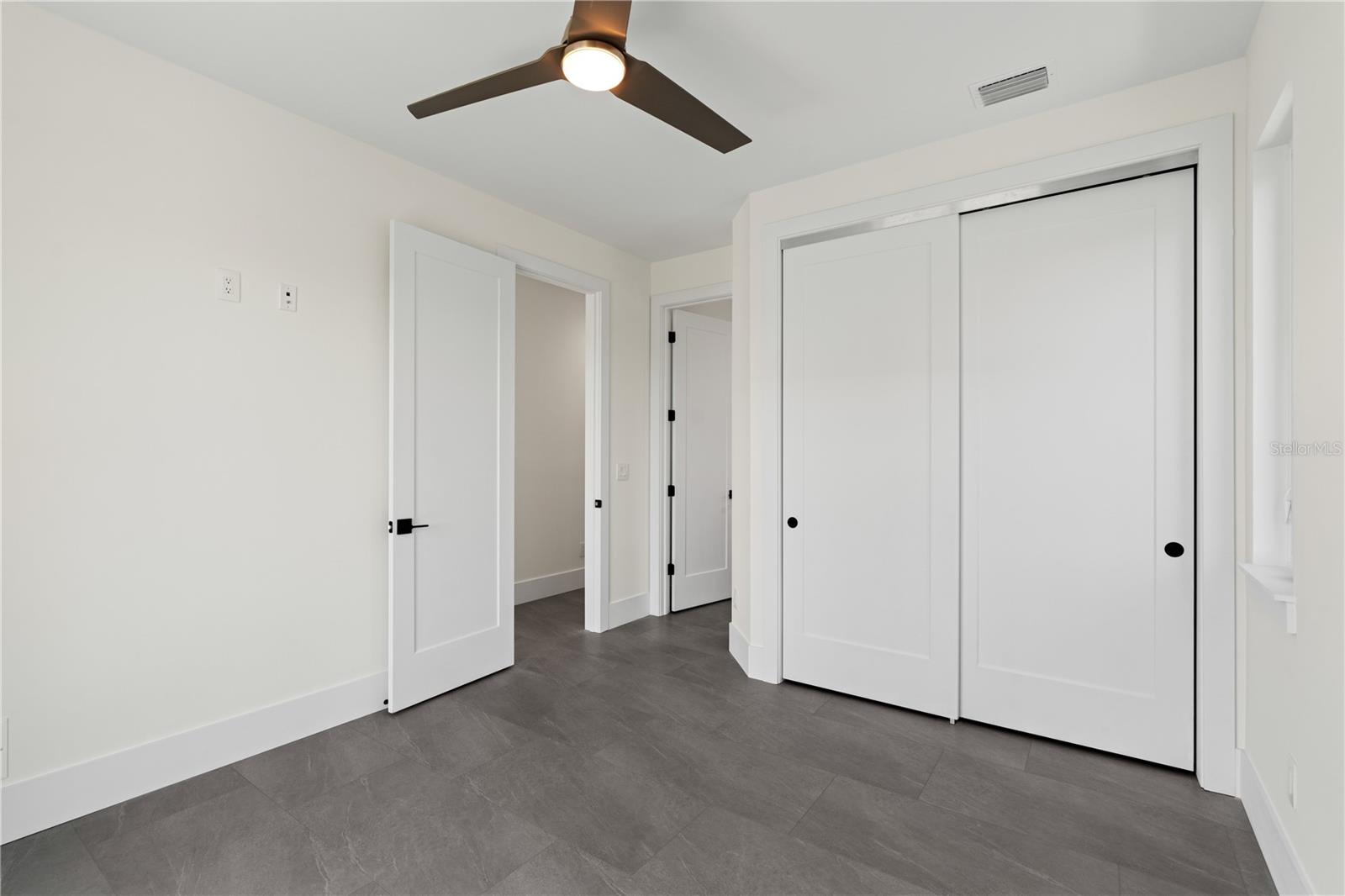 COOPER - Residential