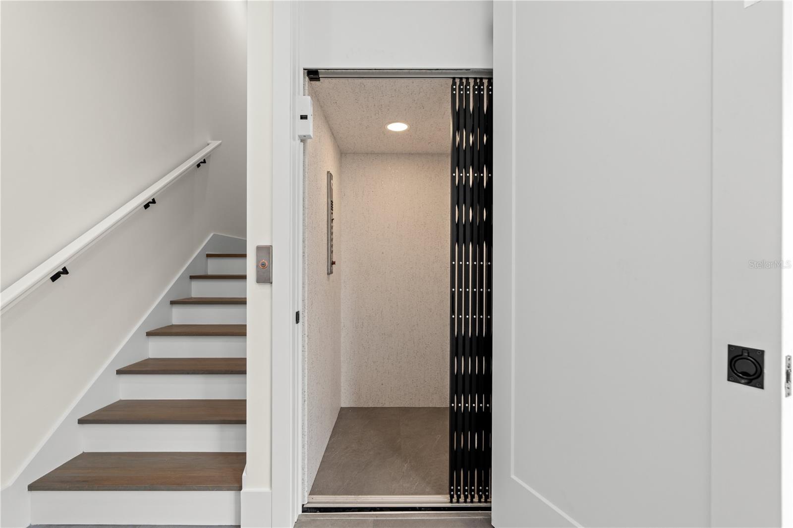 COOPER - Residential