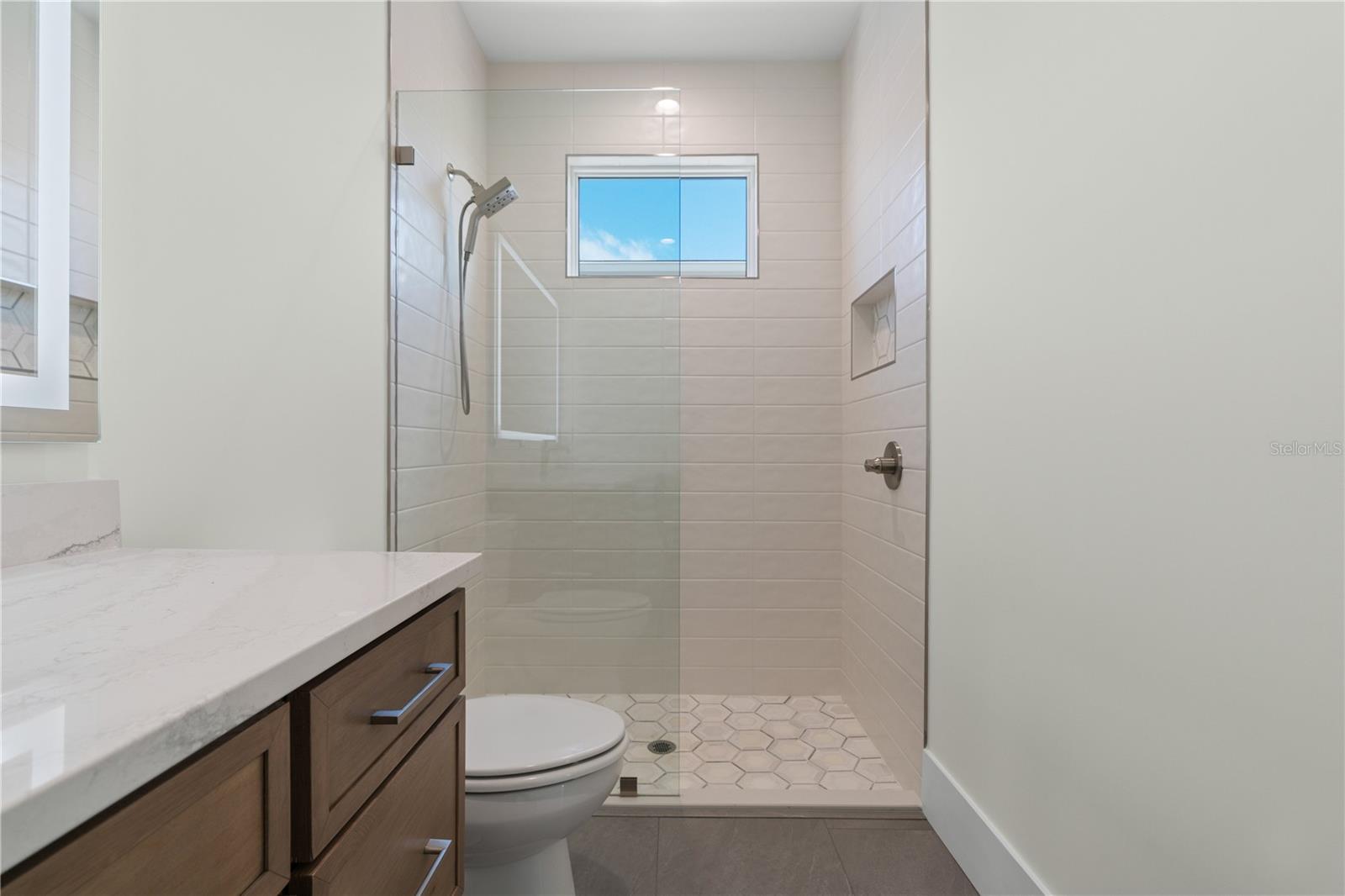 COOPER - Residential