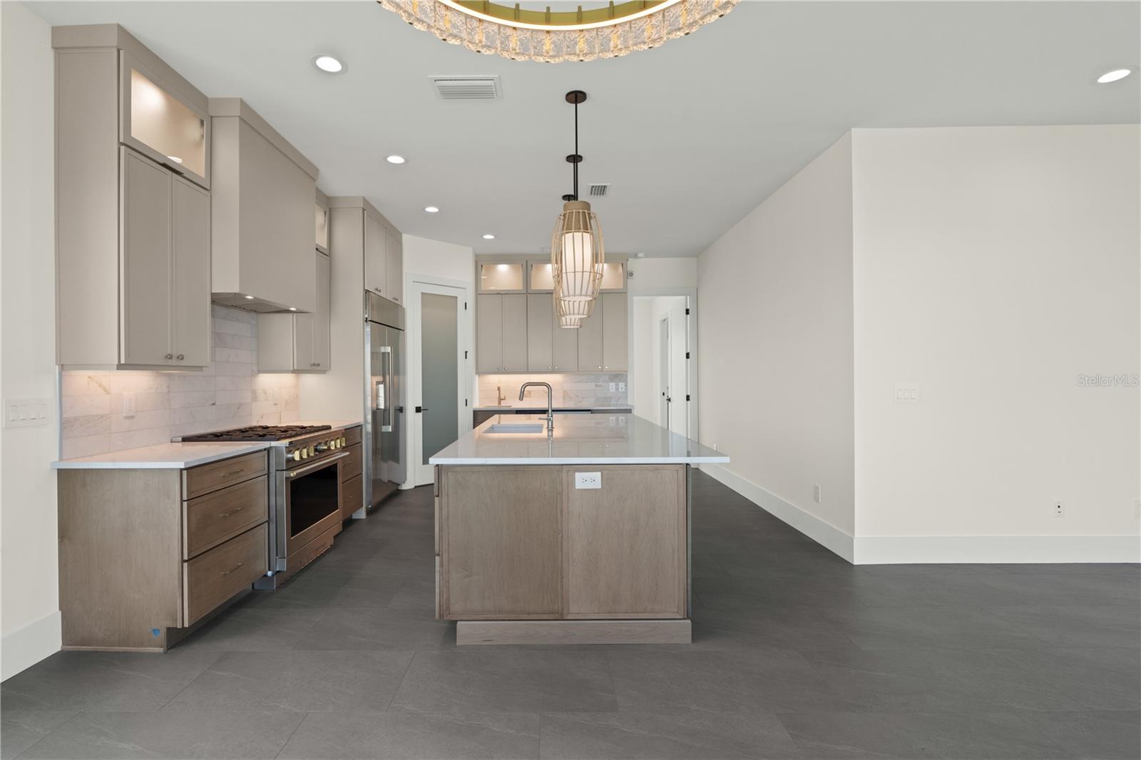 COOPER - Residential