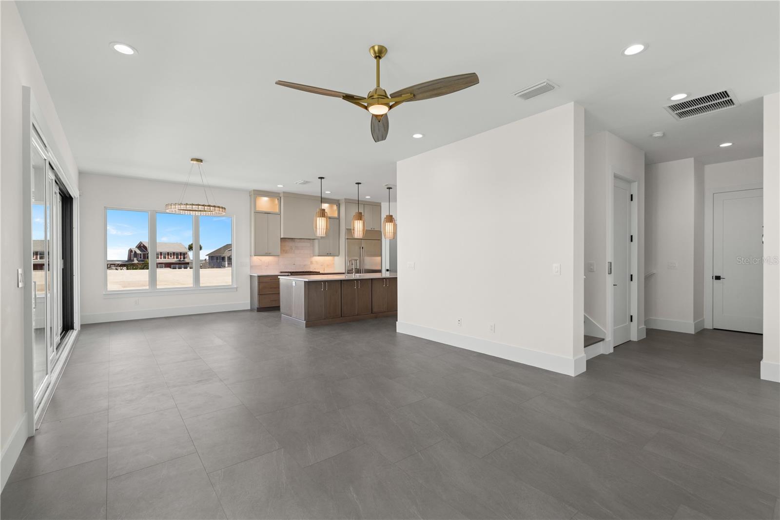 COOPER - Residential