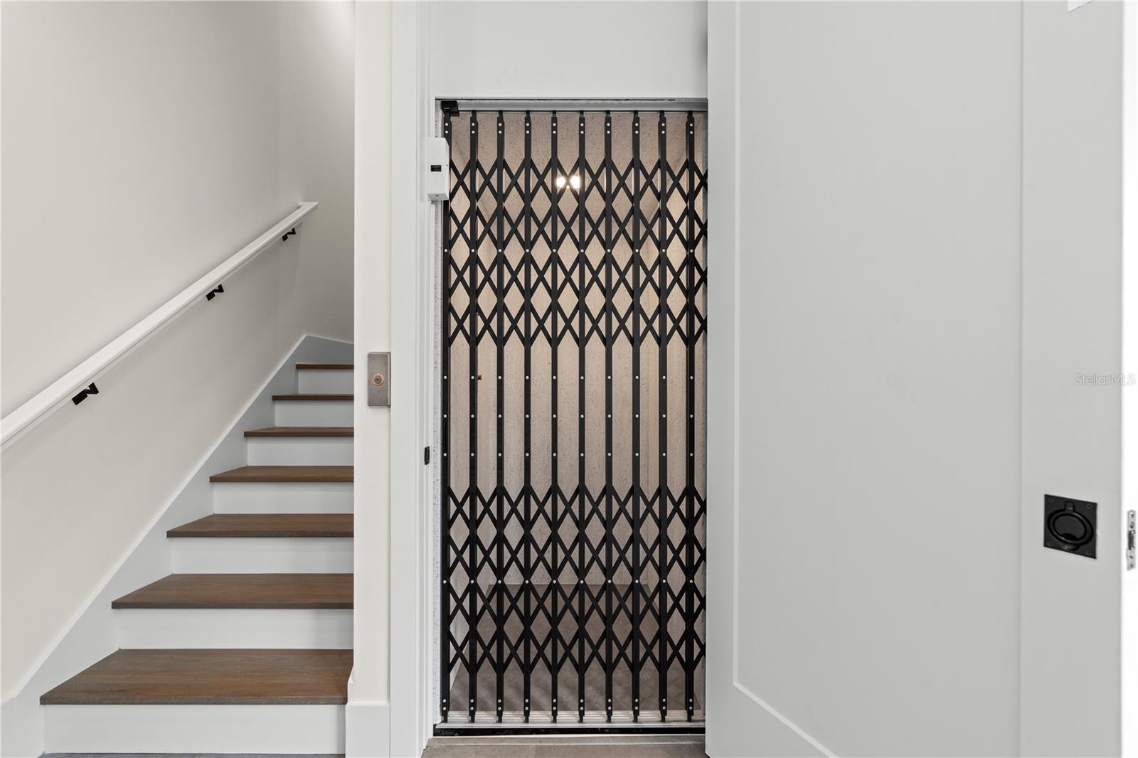 COOPER - Residential