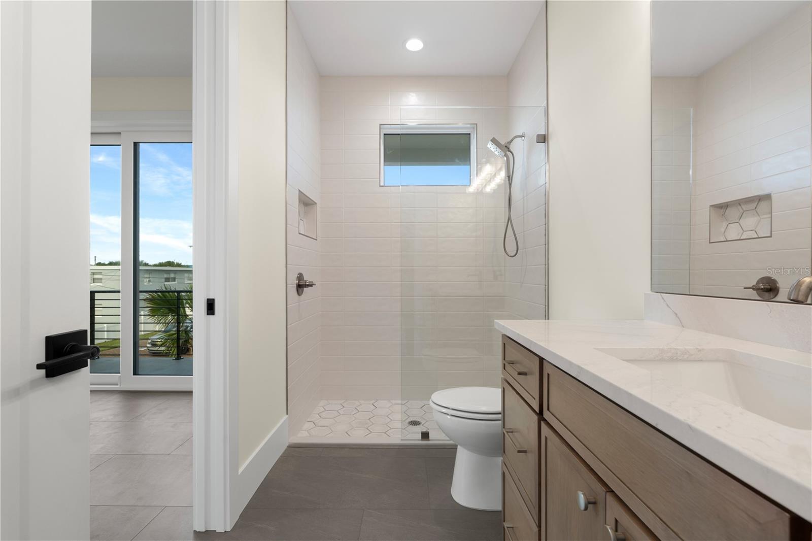 COOPER - Residential