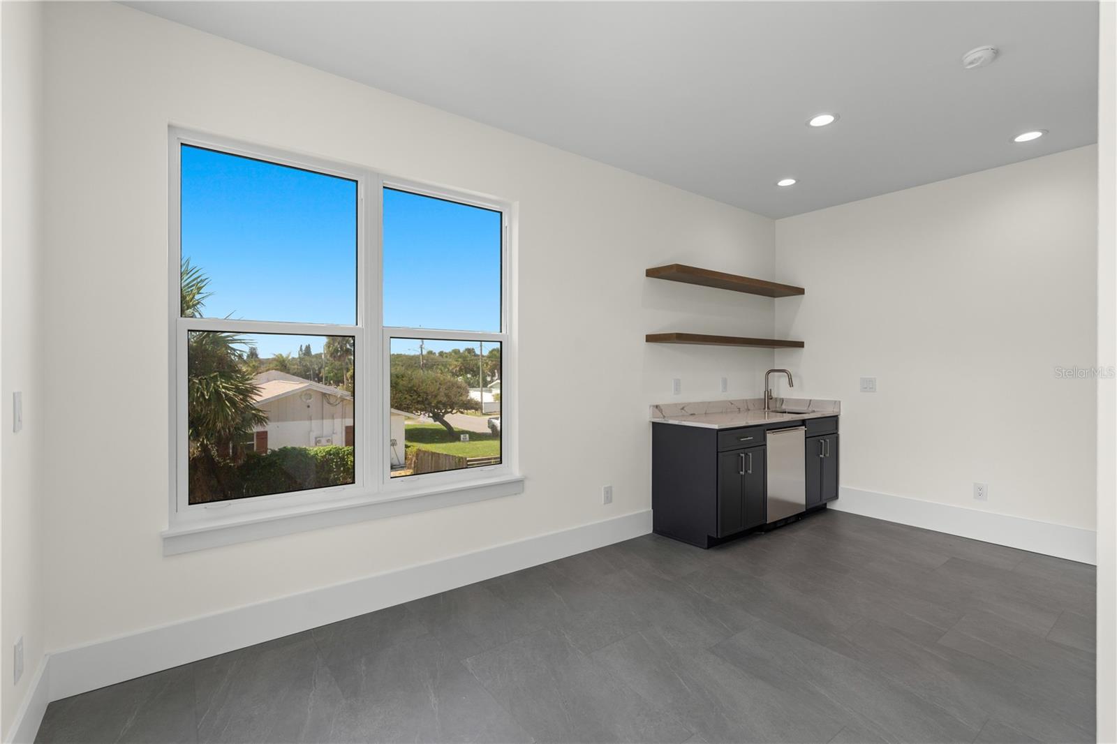 COOPER - Residential