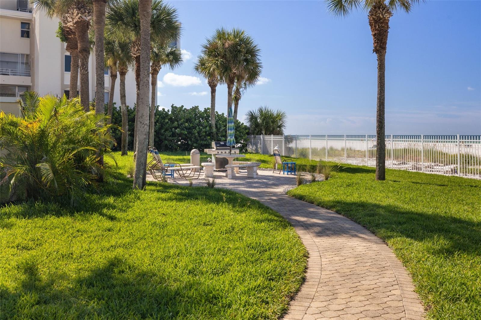 HORIZONS WEST - Residential