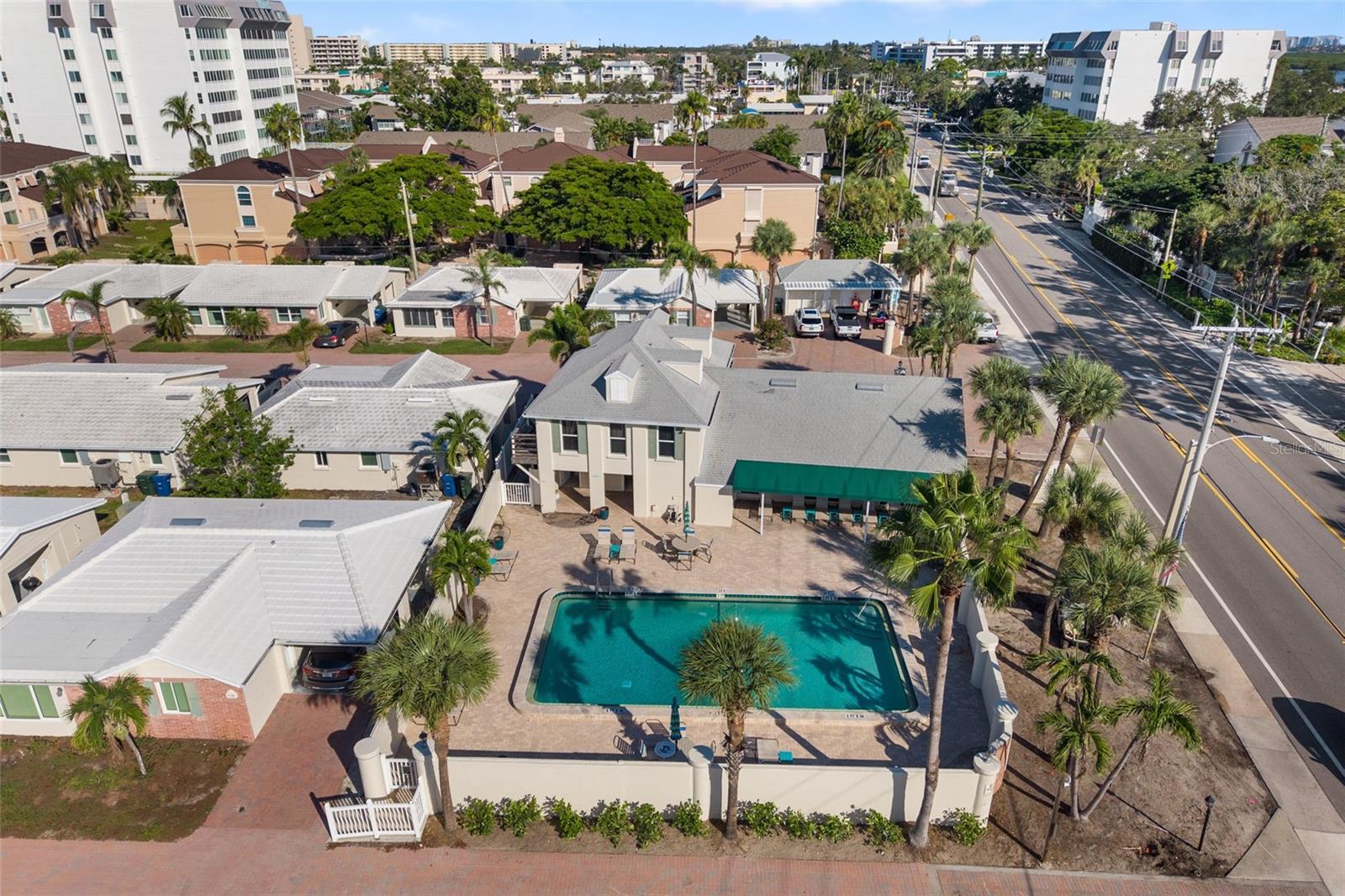 HORIZONS WEST - Residential