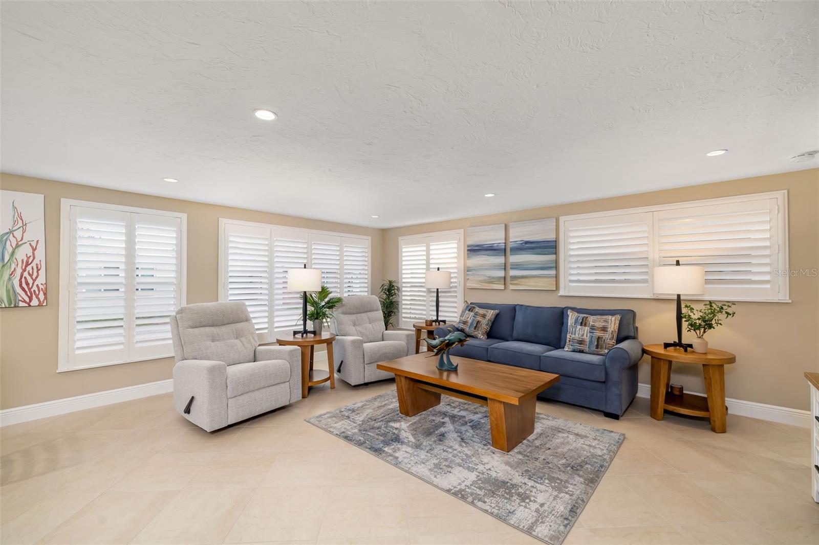 HORIZONS WEST - Residential