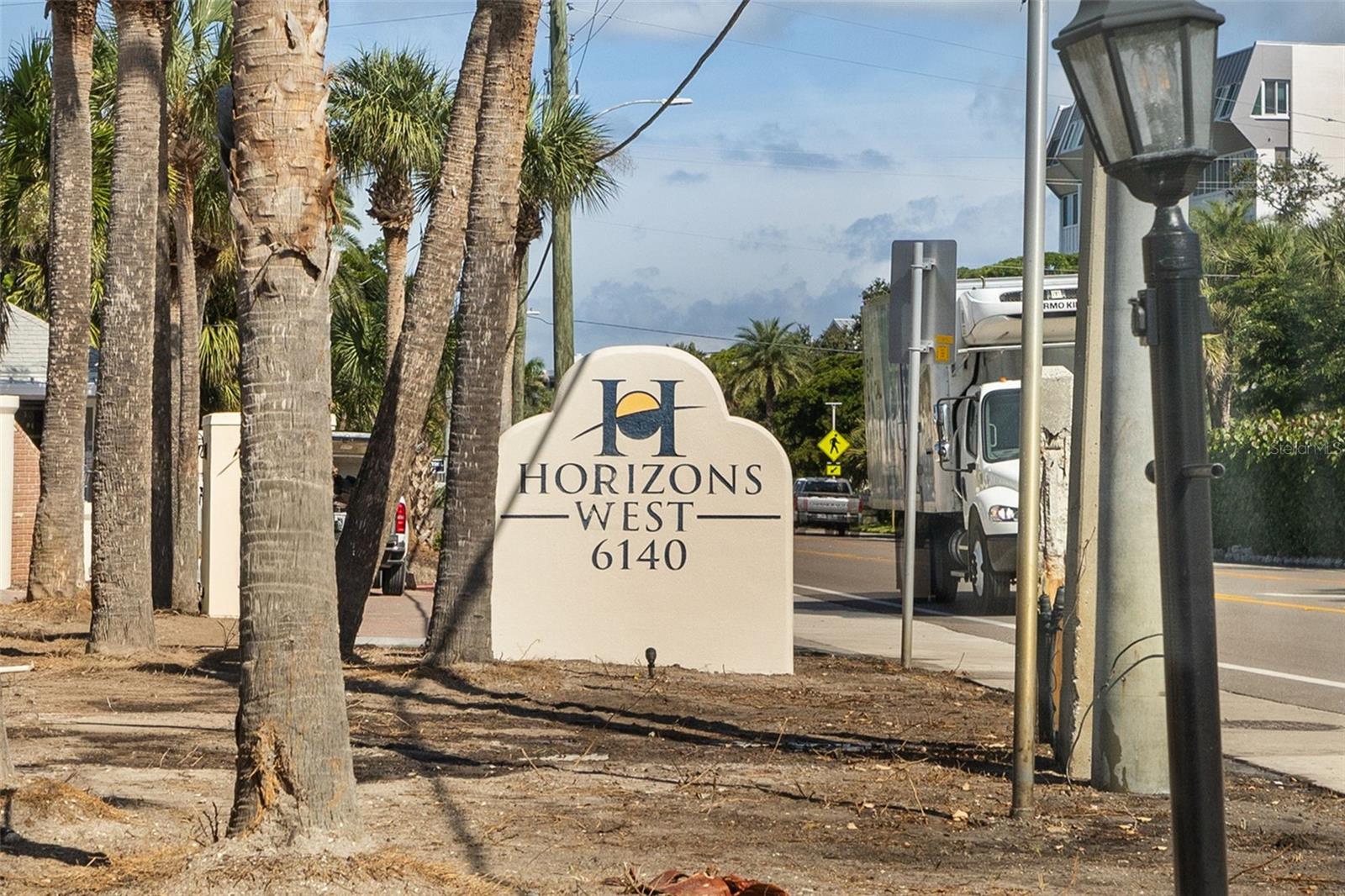 HORIZONS WEST - Residential