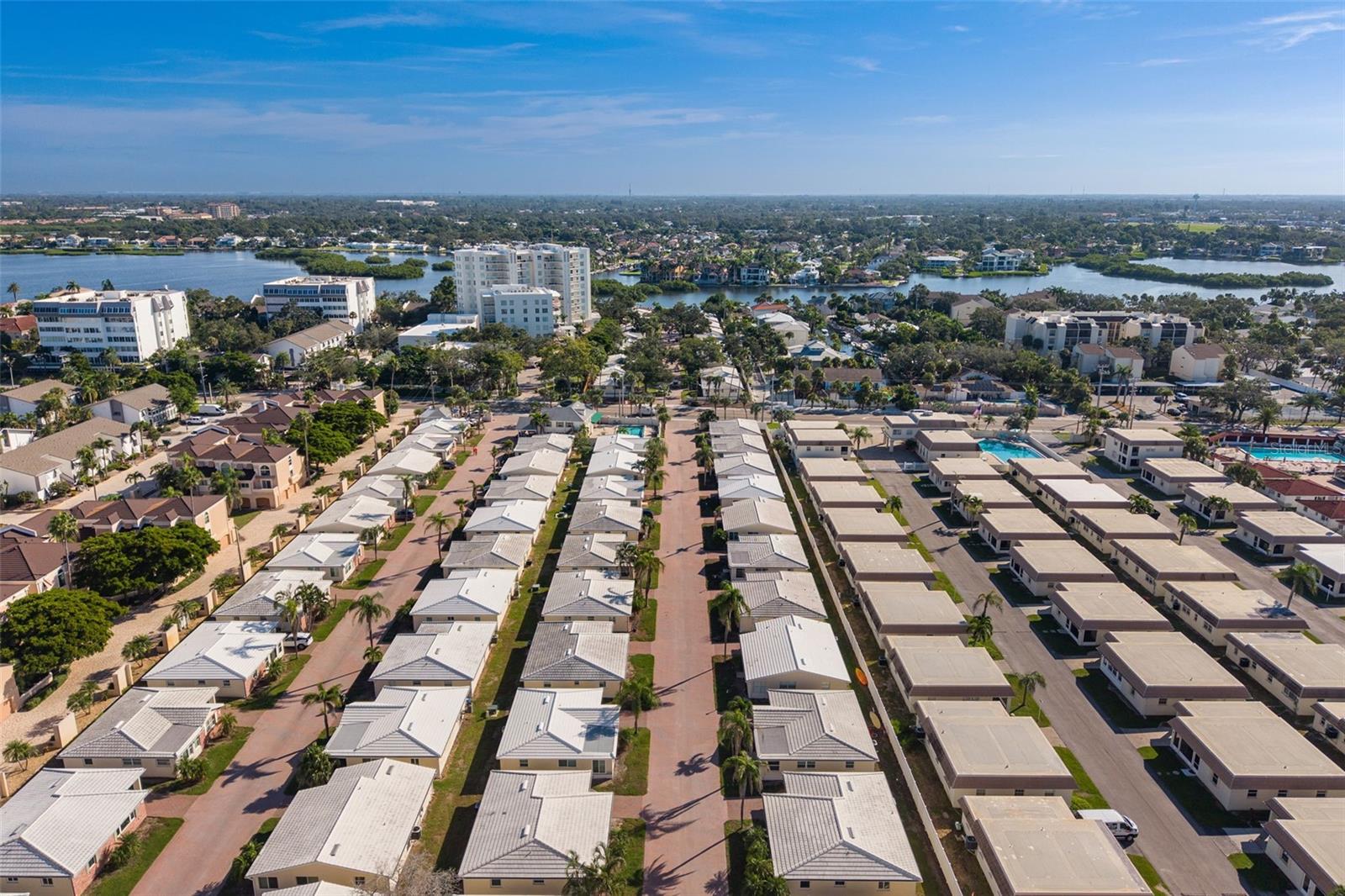 HORIZONS WEST - Residential