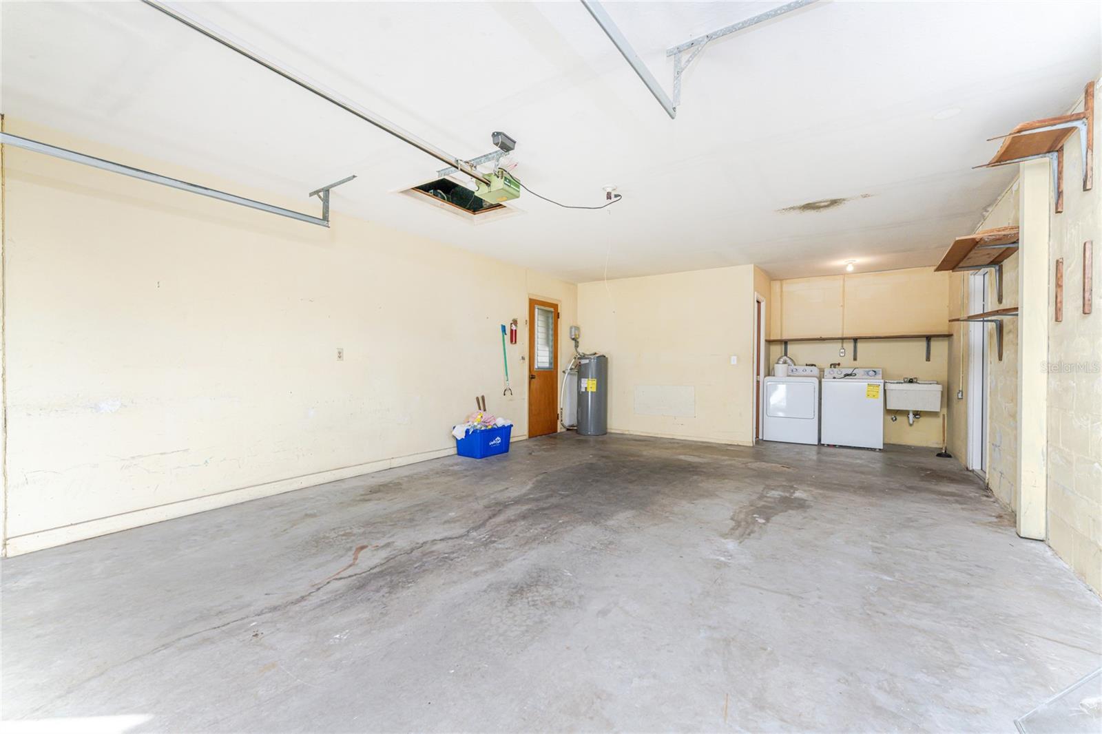 OVERBROOK GARDENS - Residential