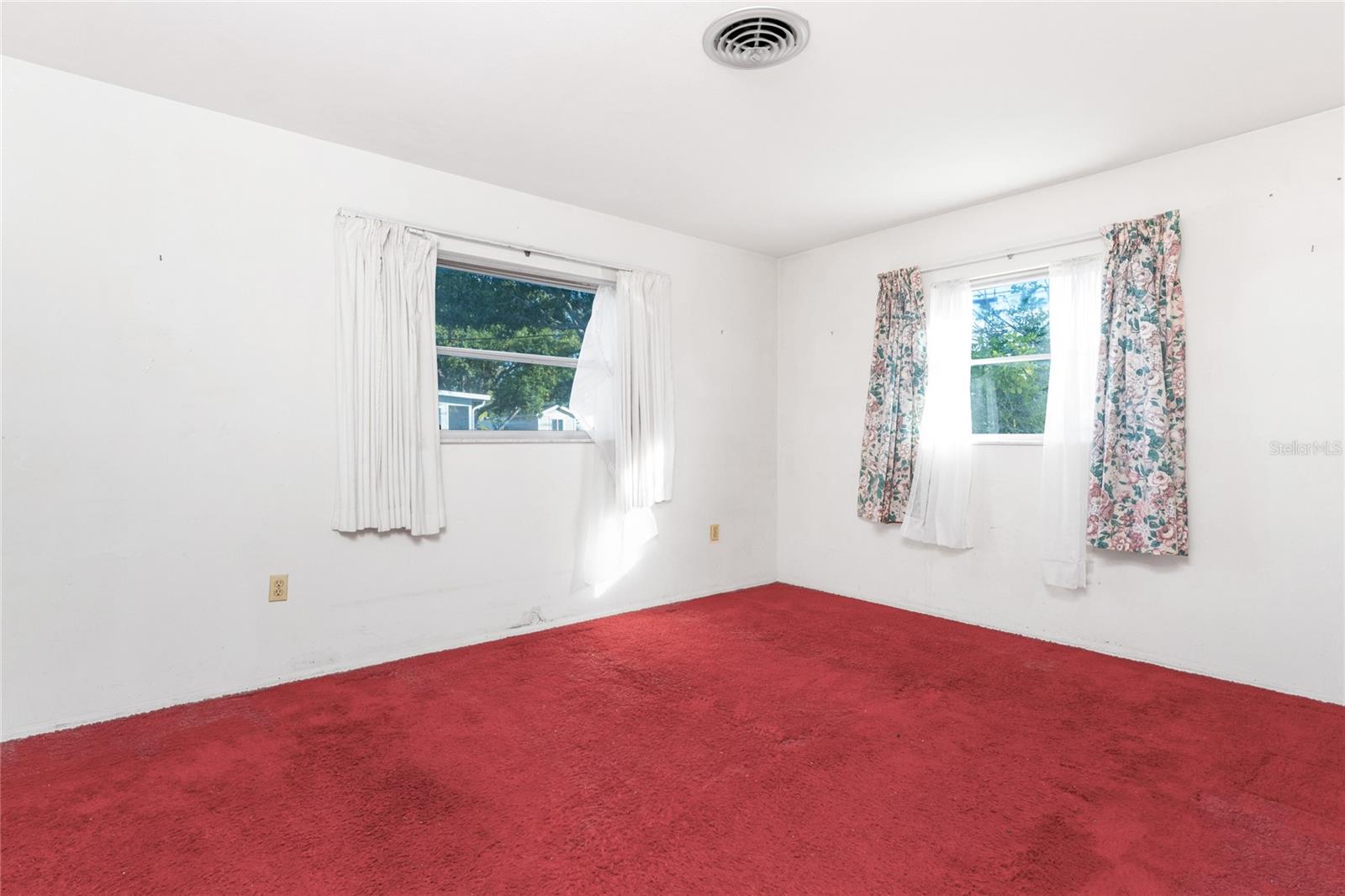 OVERBROOK GARDENS - Residential