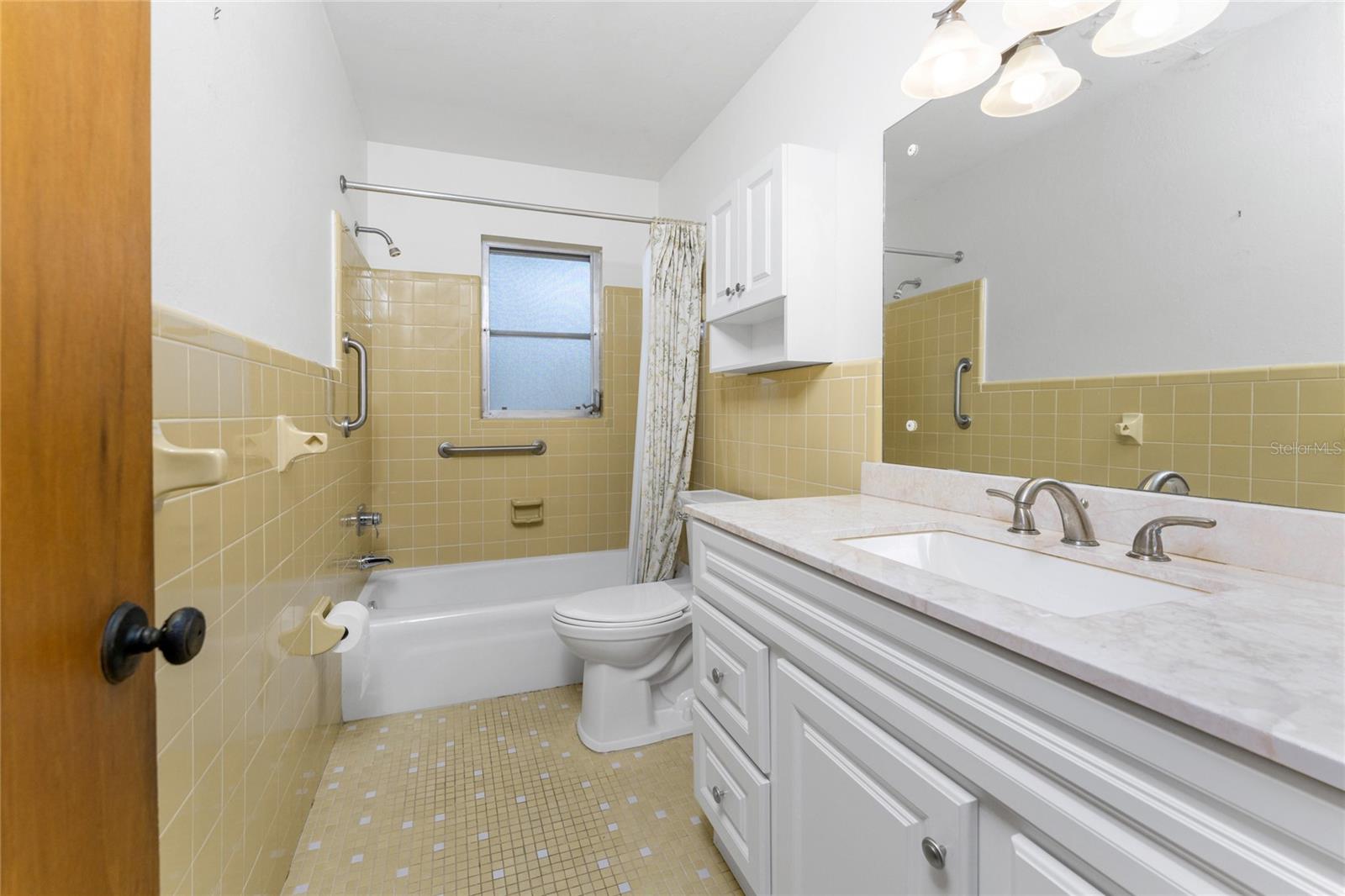 OVERBROOK GARDENS - Residential