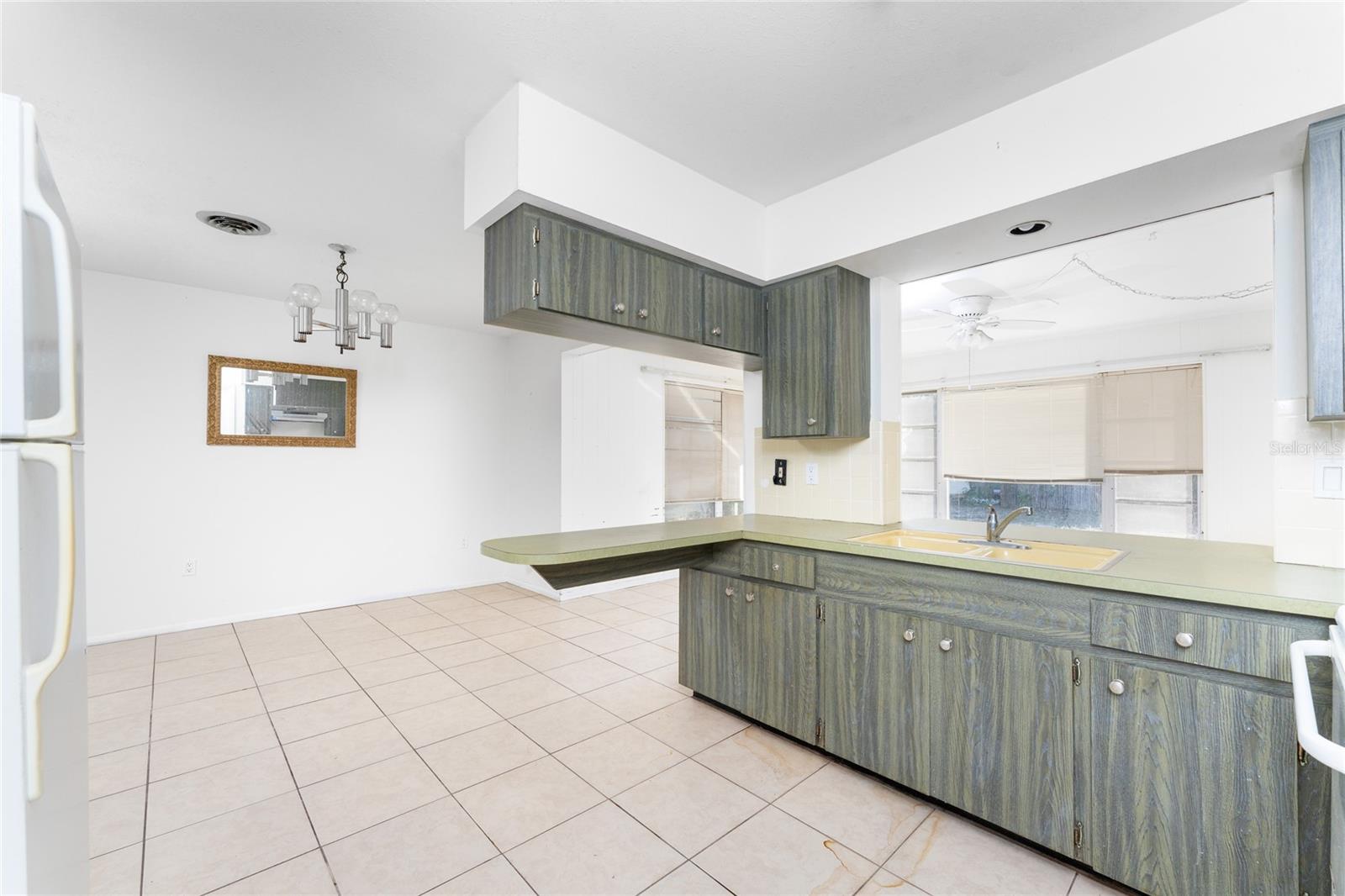 OVERBROOK GARDENS - Residential