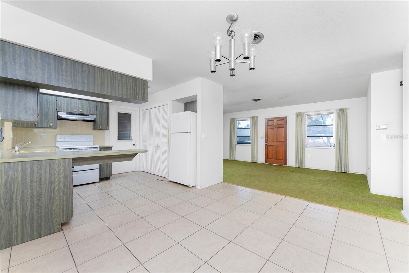 OVERBROOK GARDENS - Residential