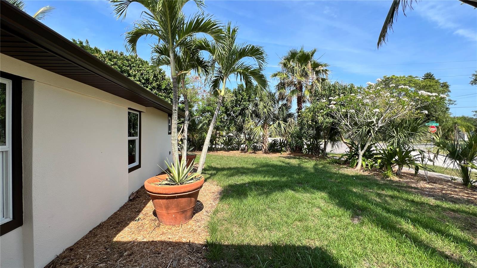 560 GATEWAY DRIVE
