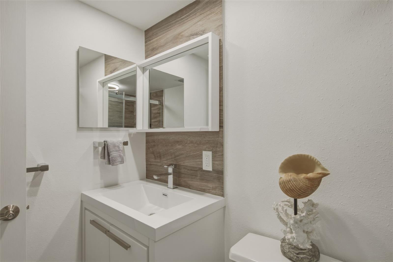 SAND KEY CONDO-BAYSIDE GARDENS III - Residential