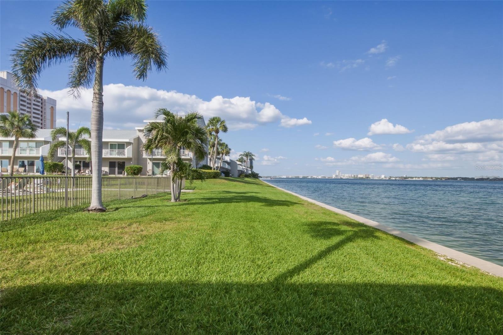 SAND KEY CONDO-BAYSIDE GARDENS III - Residential