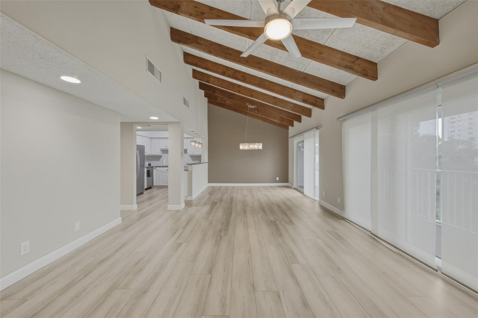 SAND KEY CONDO-BAYSIDE GARDENS III - Residential