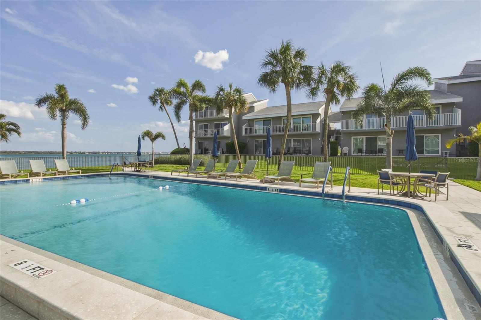 SAND KEY CONDO-BAYSIDE GARDENS III - Residential