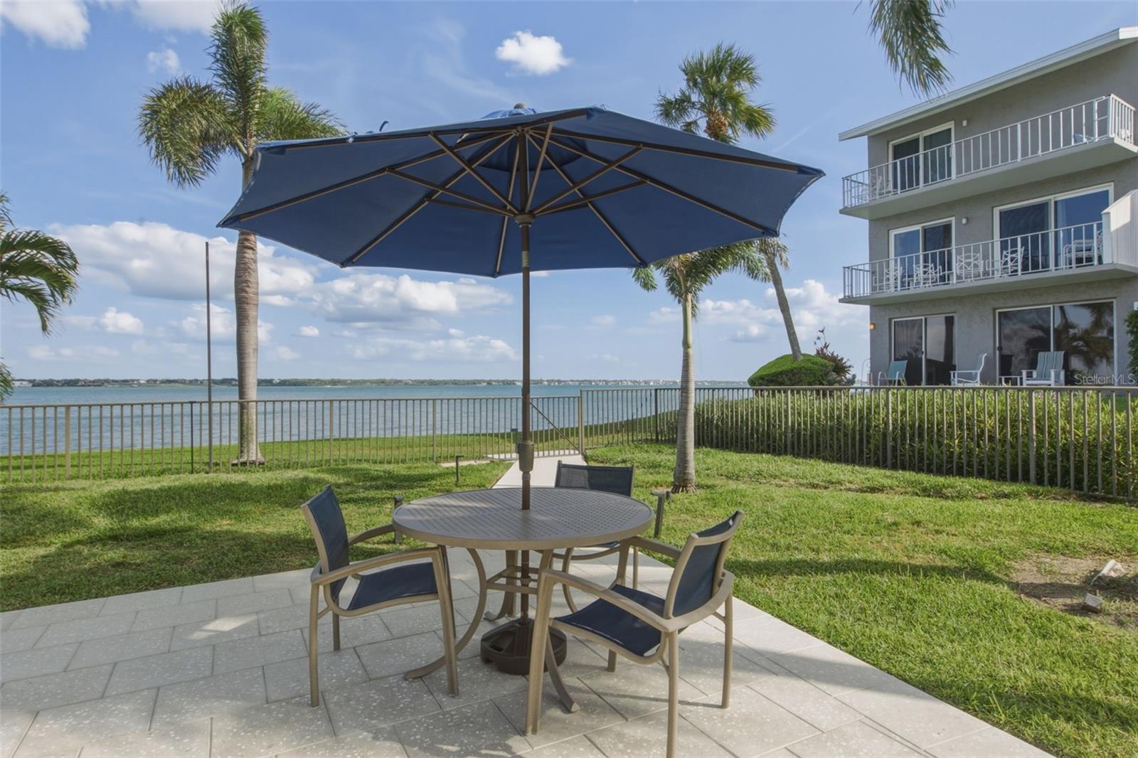 SAND KEY CONDO-BAYSIDE GARDENS III - Residential