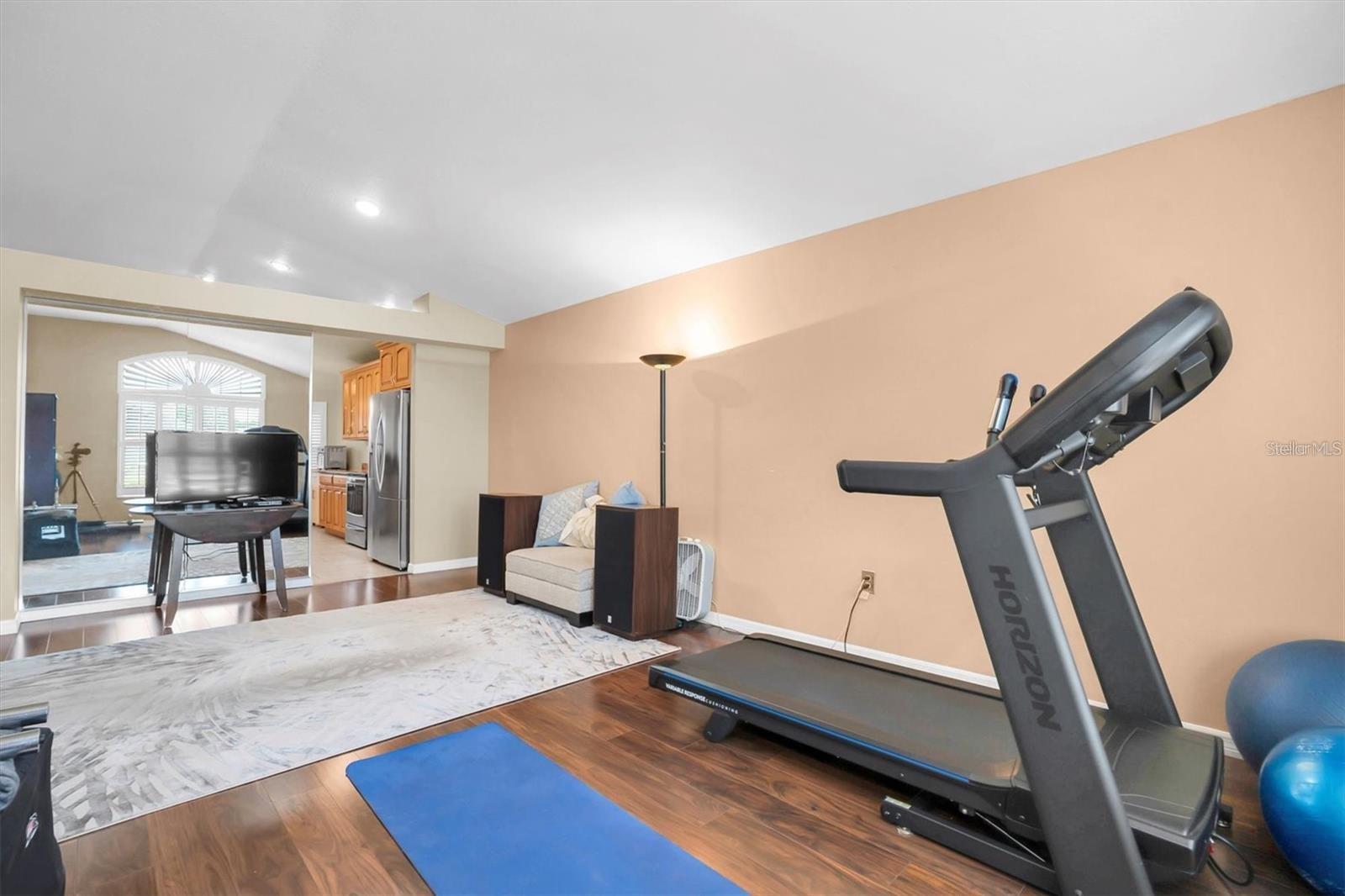 PROVIDENCE LAKES UNIT III PHAS - Residential