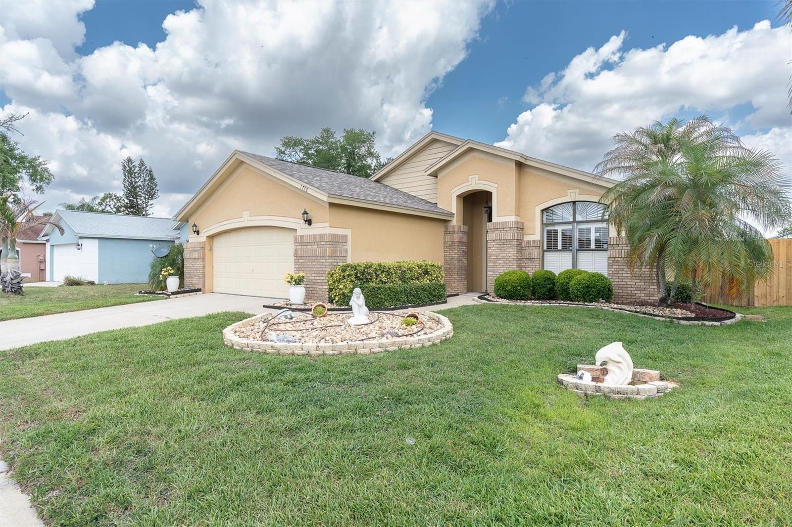 PROVIDENCE LAKES UNIT III PHAS - Residential