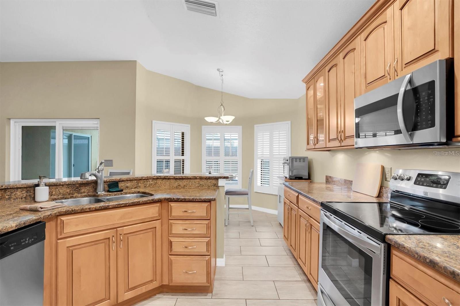 PROVIDENCE LAKES UNIT III PHAS - Residential