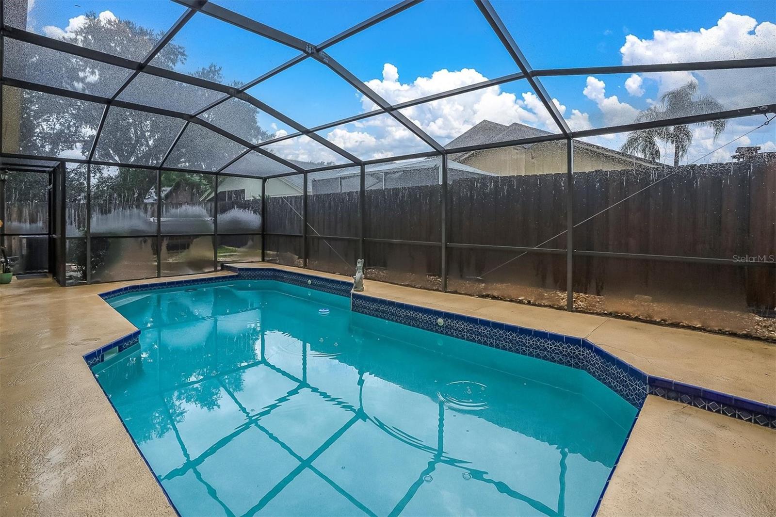 PROVIDENCE LAKES UNIT III PHAS - Residential