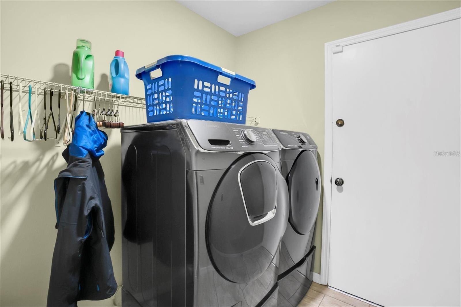 PROVIDENCE LAKES UNIT III PHAS - Residential