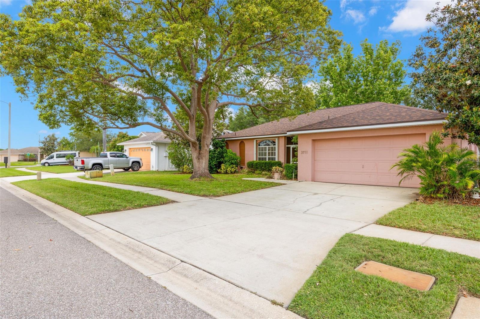3711 PALMAS LANE