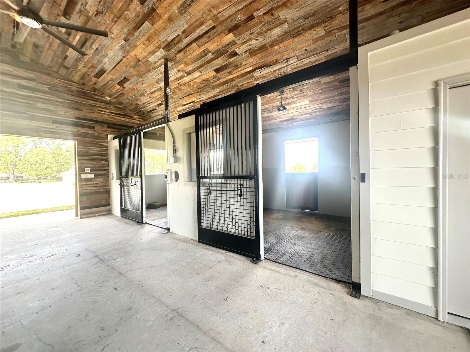 ESTATES/PLEASANT HILL - Residential Lease