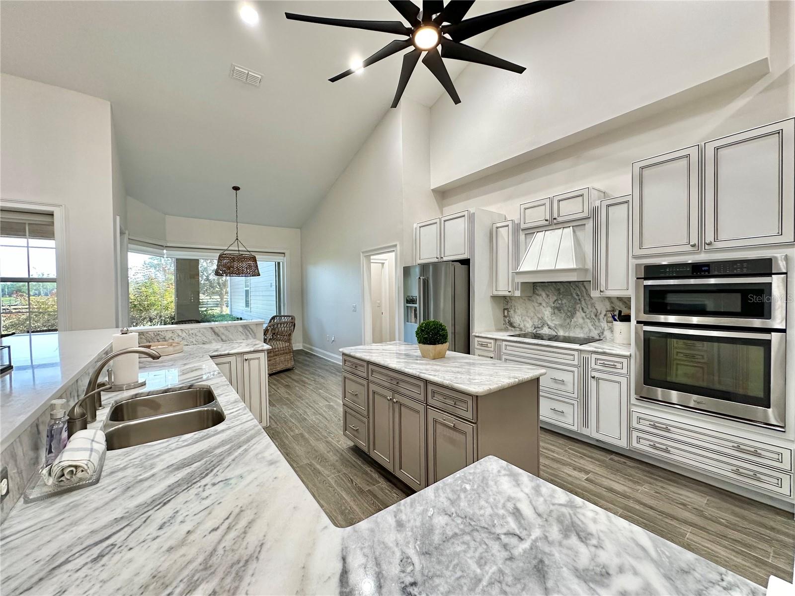 ESTATES/PLEASANT HILL - Residential Lease