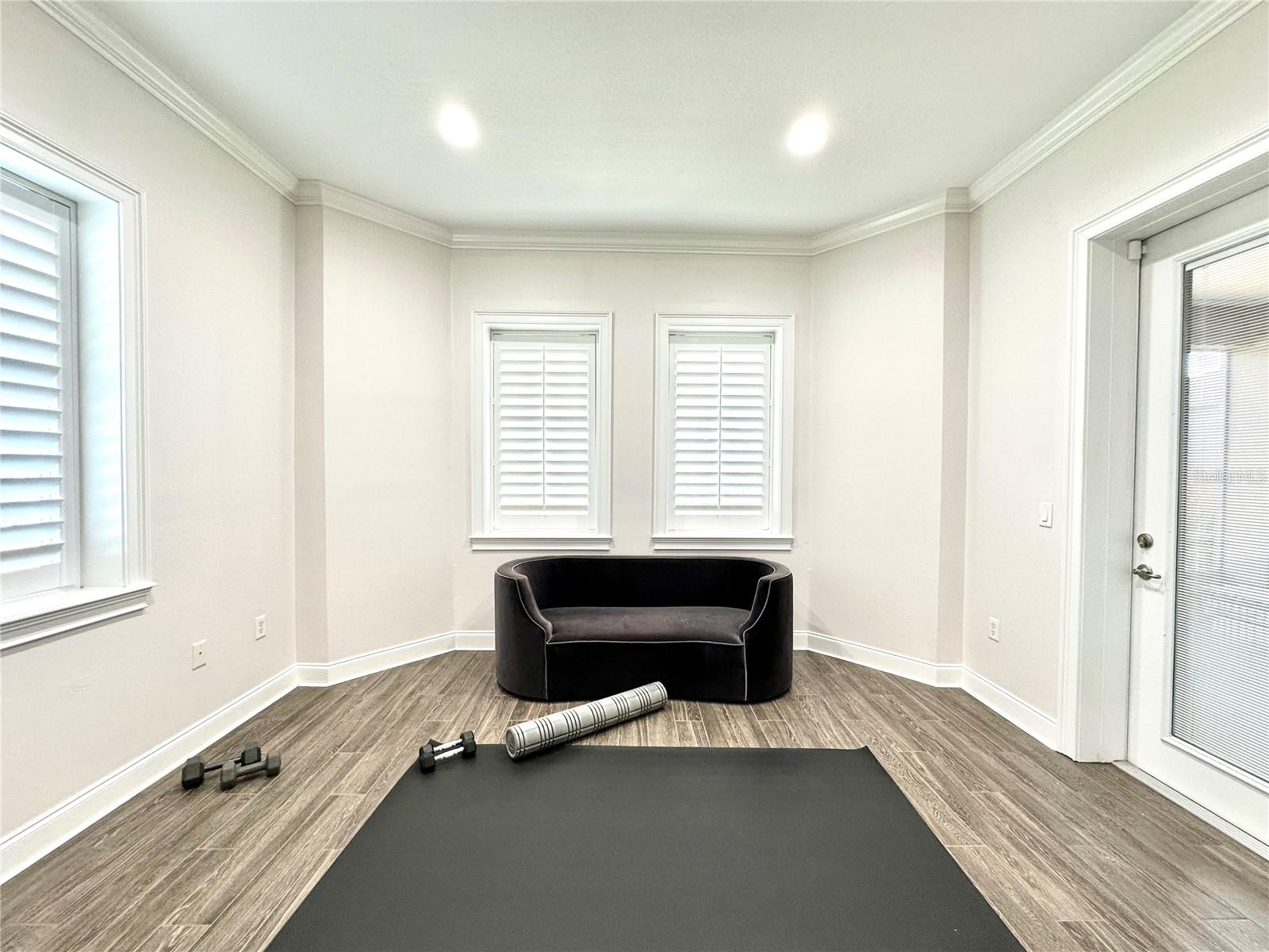 ESTATES/PLEASANT HILL - Residential Lease