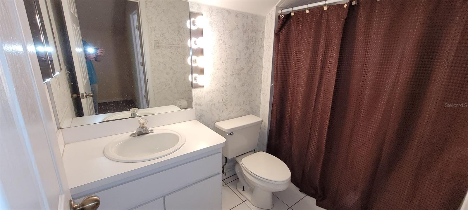 BRENTWOOD HILLS TR D E UNIT 01 - Residential