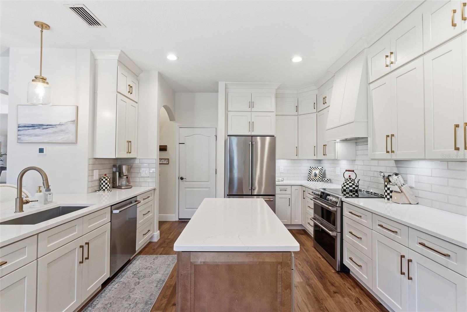 BALLANTRAE VILLAGE 2B - Residential