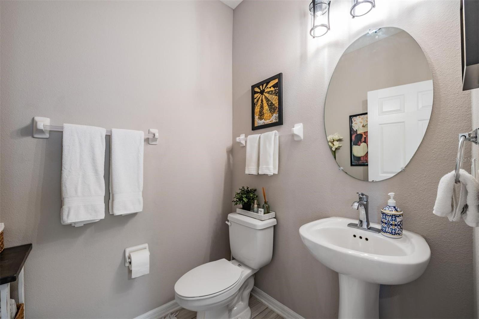 WINDERMERE ESTATES - Residential