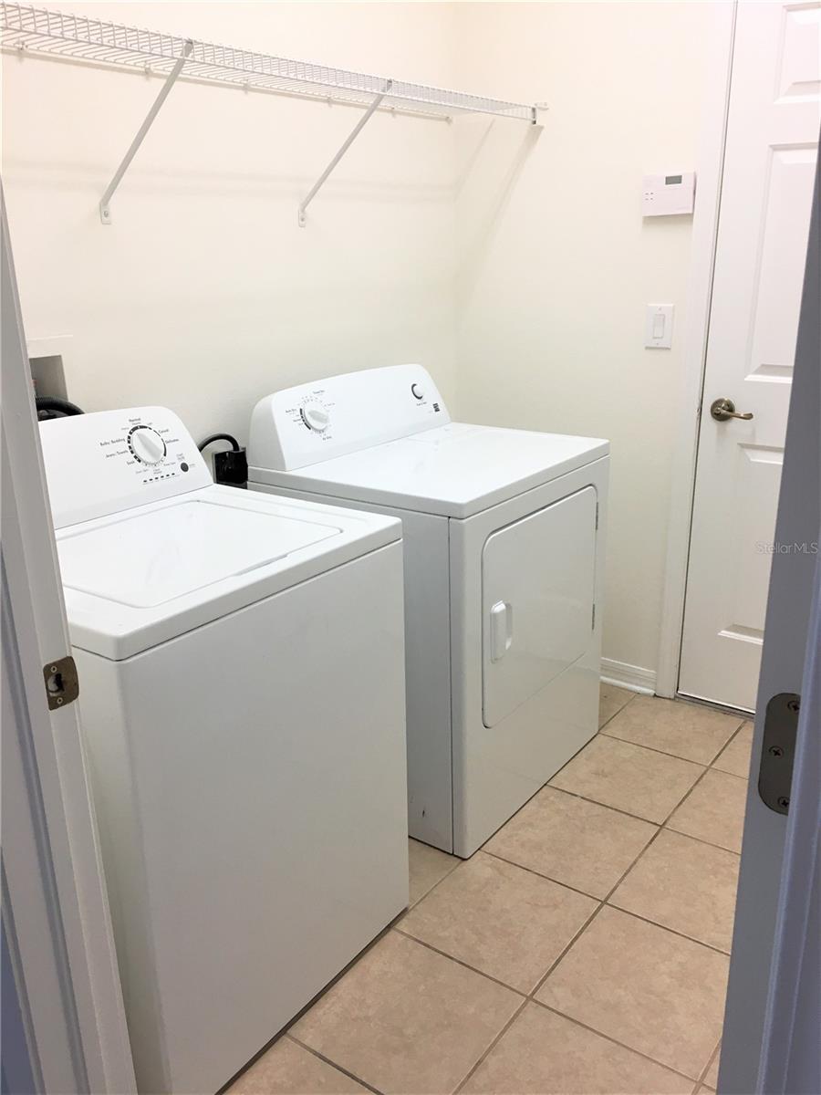 WELLINGTON NORTH AT BAY PARK - Residential Lease