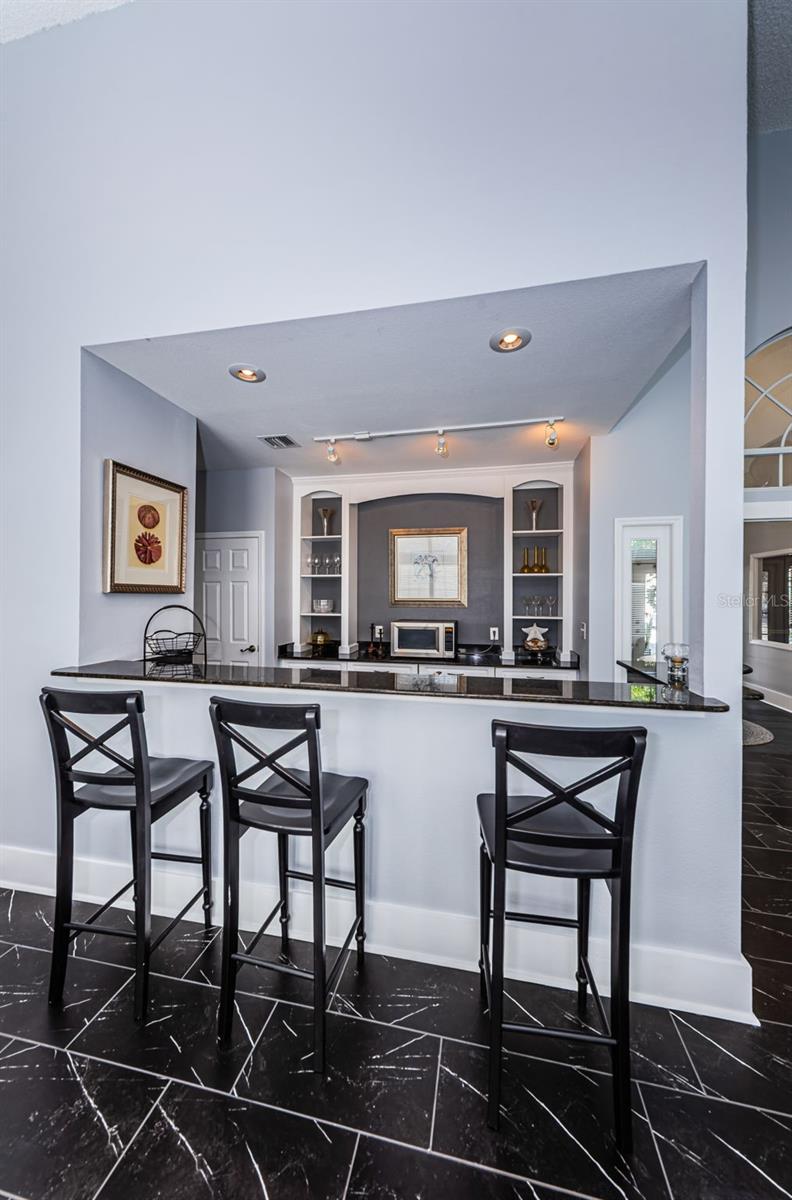 BENTLEY AT COBBS LANDING CONDO THE - Residential